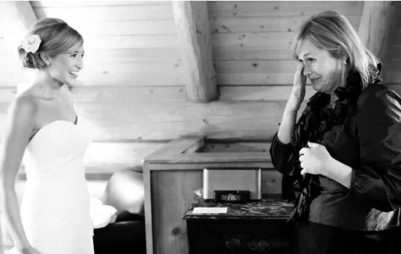 适合婚礼上放的视频 八种内容推荐给你