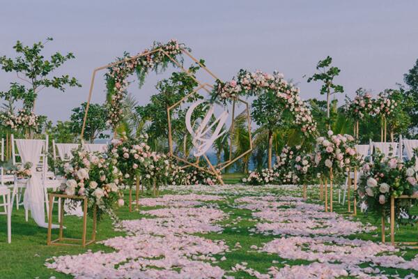 新人筹备婚礼怎么分工 让你的婚礼事半功倍