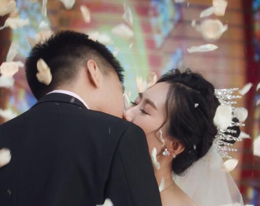 求婚戒指怎么选 看你选对了吗